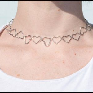 Brandy Melville silver hearts necklace